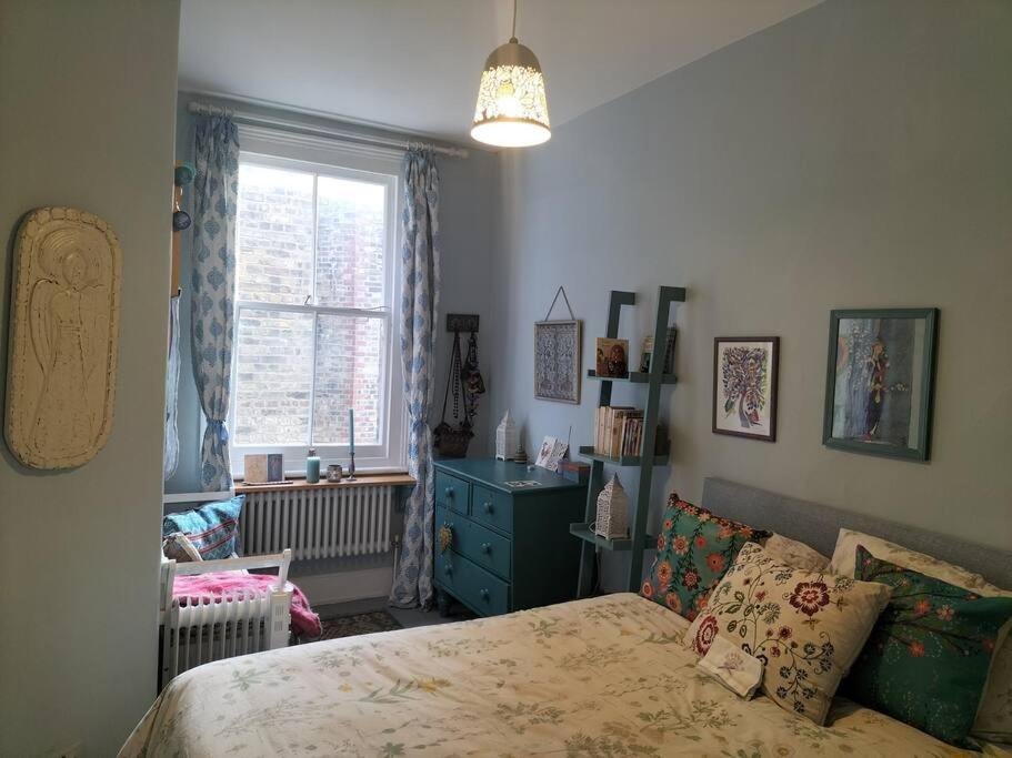 Charming London With Balcony 아파트 외부 사진